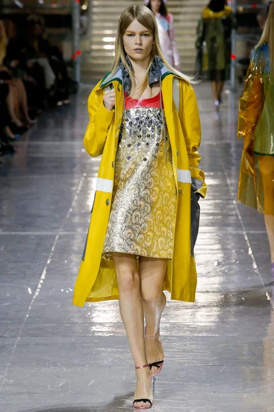 Look 36